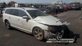 Coche siniestrado Volvo V-70 V70 (BW), Combi, 2007 / 2016 2.5 T 20V 2009/6