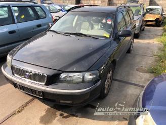 Autoverwertung Volvo V-70 V70 (SW), Combi, 1999 / 2008 2.4 D5 20V 2002/9