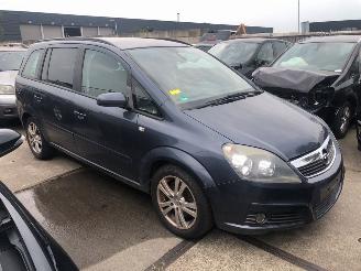 Auto incidentate Opel Zafira  2007/1