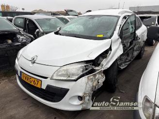 Autoverwertung Renault Mégane Megane III Grandtour (KZ), Combi 5-drs, 2008 / 2016 1.5 dCi 110 2011/9