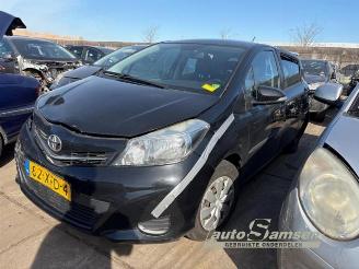 Dezmembrări autoturisme Toyota Yaris Yaris III (P13), Hatchback, 2010 / 2020 1.0 12V VVT-i 2012/6