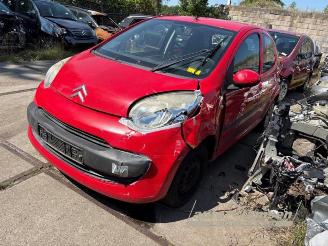 Coche siniestrado Citroën C1 C1, Hatchback, 2005 / 2014 1.0 12V 2008/5