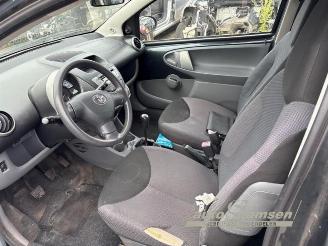 Toyota Aygo Aygo (B10), Hatchback, 2005 / 2014 1.0 12V VVT-i picture 9