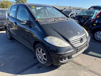 Vrakbiler auto Mercedes A-klasse A (W169), Hatchback, 2004 / 2012 1.5 A-150 5-Drs. 2005/12