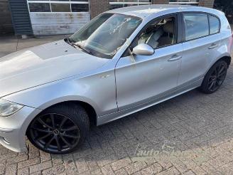 BMW 1-serie 1 serie (E87/87N), Hatchback 5-drs, 2003 / 2012 120d 16V picture 4