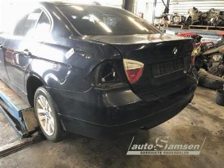 Vrakbiler auto BMW 3-serie 3 serie (E90), Sedan, 2005 / 2011 325i 24V 2005/7