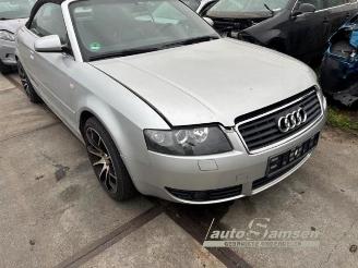 Vrakbiler auto Audi A4 A4 Cabriolet (B6), Cabrio, 2002 / 2005 3.0 V6 30V 2004