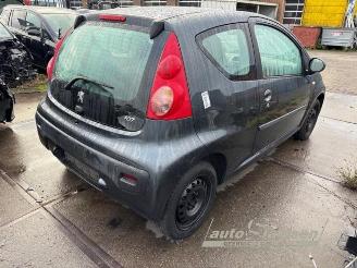 Peugeot 107 107, Hatchback, 2005 / 2014 1.0 12V picture 5