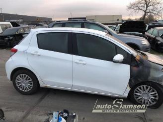Toyota Yaris Yaris III (P13), Hatchback, 2010 / 2020 1.0 12V VVT-i picture 12