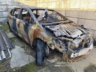 disassembly passenger cars Suzuki Swace Swace, Combi 5-drs, 2020 1.8 16V Hybrid 2020/12