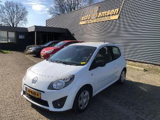 krockskadad bil auto Renault Twingo  2010/9