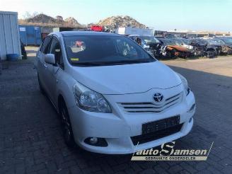 Vrakbiler auto Toyota Verso Verso, MPV, 2009 / 2018 1.8 16V VVT-i 2012/1