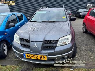 Sloopauto Mitsubishi Outlander Outlander (CU), SUV, 2001 / 2007 2.0 16V 4x2 2005/10