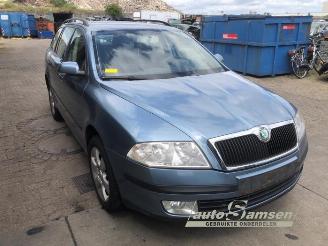 Vrakbiler auto Skoda Octavia Octavia Combi (1Z5), Combi 5-drs, 2004 / 2013 1.6 FSI 16V 2009/1