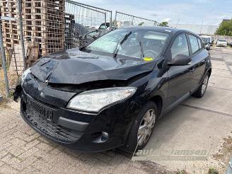 rozbiórka samochody osobowe Renault Mégane Megane III Berline (BZ), Hatchback 5-drs, 2008 / 2017 1.6 16V 2011/11