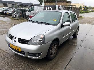 Auto incidentate Renault Clio  2006/11
