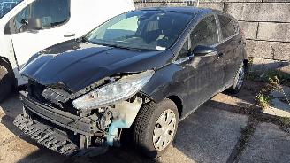 Coche accidentado Ford Fiesta Fiesta 6 (JA8) Hatchback 2015 - 1.5 TDCi Hatchback  Diesel 1.499cc 70kW (95pk) FWD 2015-05/2017-04  XVJB; XVJC 2015/1