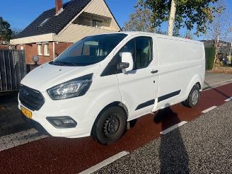 krockskadad bil bedrijf Ford Transit Custom 2.0 TDCI 77KW L2H1 LANG AIRCO KLIMA EURO6 2019/1