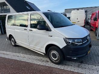 uszkodzony samochody osobowe Volkswagen Transporter 2.0 TDI 110KW  KOMBI  AUTOM.  PKW BRIEF 8P  KLIMA EURO6 2017/9