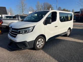 Schadeauto Renault Trafic 2.0 DCI 110KW PASSENGER 9 PERS.  AUTOMAAT AIRCO KLIMA EURO6 2022/7