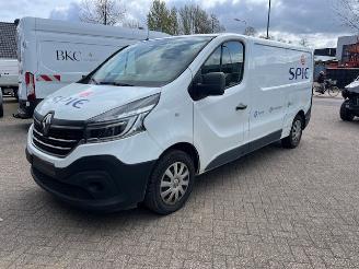 damaged commercial vehicles Renault Trafic 2.0 DCI 88KW L2H1 LANG AIRCO KLIMA EURO6 2020/9