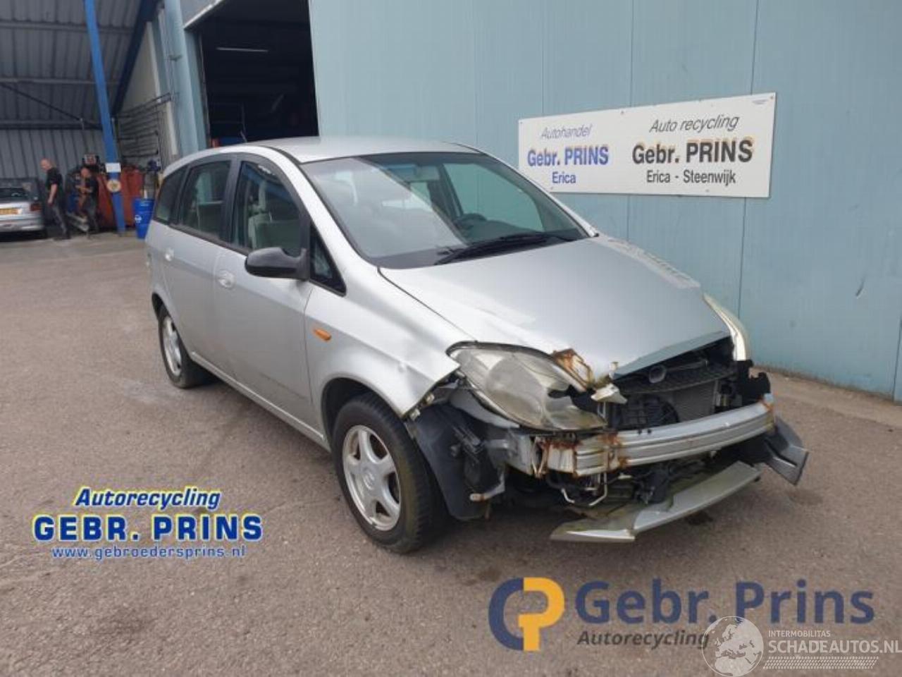 Landwind CV9 CV9, MPV, 2006 1.6 16V