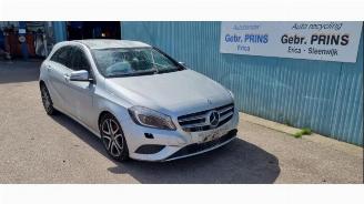 Salvage car Mercedes A-klasse A (W176), Hatchback, 2012 / 2018 1.6 A-180 16V 2013/6