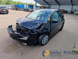 Toyota Aygo Aygo (B40), Hatchback, 2014 1.0 12V VVT-i picture 4