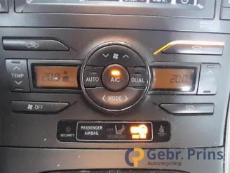 Toyota Auris Auris (E15), Hatchback, 2006 / 2012 1.6 Dual VVT-i 16V picture 9