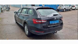 Uttjänta bilar auto Skoda Superb Superb Combi (3V5), Combi, 2015 / 2024 2.0 TDI 2019/9