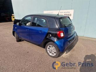 Uttjänta bilar auto Smart Forfour Forfour (453), Hatchback 5-drs, 2014 1.0 12V 2015/9