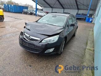 Uttjänta bilar auto Opel Astra Astra J (PC6/PD6/PE6/PF6), Hatchback 5-drs, 2009 / 2015 1.4 16V ecoFLEX 2011/7