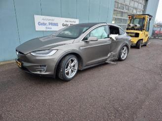 rozbiórka samochody osobowe Tesla Model X Model X, SUV, 2013 90D 2016/8