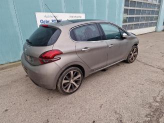 Uttjänta bilar auto Peugeot 208 208 I (CA/CC/CK/CL), Hatchback, 2012 / 2019 1.2 12V e-THP PureTech 110 2015/7