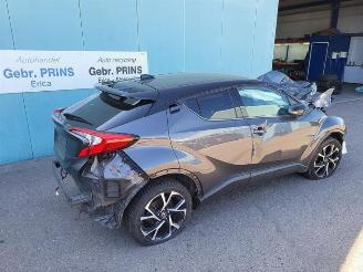 Vrakbiler auto Toyota C-HR C-HR (X1,X5), SUV, 2016 1.2 16V Turbo 2017/5