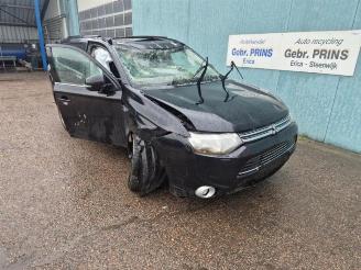 disassembly passenger cars Mitsubishi Outlander Outlander (GF/GG), SUV, 2012 / 2022 2.0 16V PHEV 4x4 2013/12