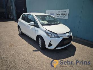 Uttjänta bilar auto Toyota Yaris Yaris III (P13), Hatchback, 2010 / 2020 1.5 16V Hybrid 2018/12