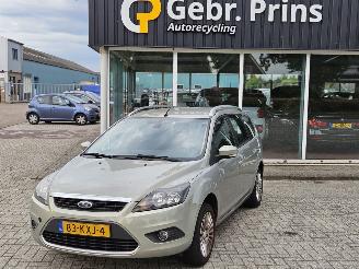 skadebil auto Ford Focus 1.8 16V Combi/o  Benzine 1.798cc 92kW (125pk) FWD 2010/3