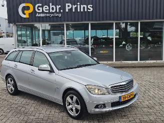 Auto incidentate Mercedes C-klasse 2.2 C-200 CDI 16V . Combi/o  Diesel 2.148cc 100kW (136pk) RWD 2008/3