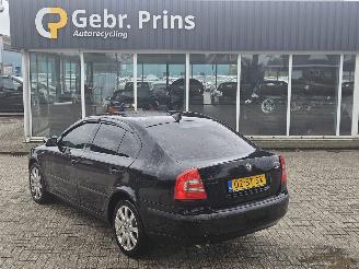 skadebil auto Skoda Octavia 1.9 TDI Liftback  Diesel 1.896cc 77kW (105pk) FWD 2006/5