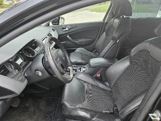 Citroën C5 3.0 HDiF V6 24V Combi/o  Diesel 2.992cc 177kW (241pk) FWD picture 9