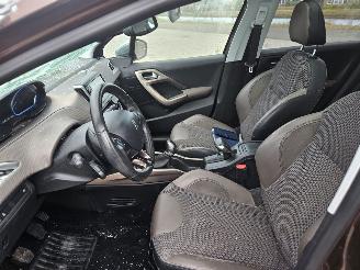 Peugeot 2008 1.2 Vti 12V PureTech 82 MPV  Benzine 1.199cc 60kW (82pk) FWD picture 9