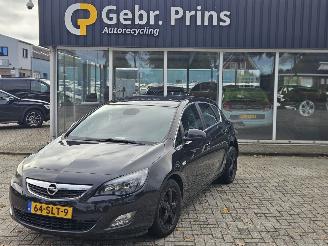 Coche accidentado Opel Astra 1.4 Turbo 16V Hatchback 4Dr Benzine 1.364cc 88kW (120pk) FWD 2011/10