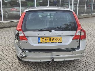 Volvo V-70 2.0 D3 20V Combi/o  Diesel 1.984cc 120kW (163pk) FWD picture 2