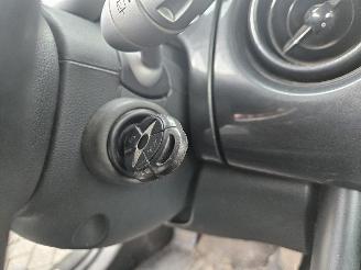 Mini Mini COOPER 1.6 85KW picture 13