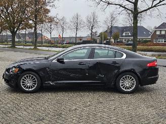 Jaguar XF 3.0 V6 24V Sedan 4Dr Benzine 2.967cc 175kW (238pk) RWD picture 4