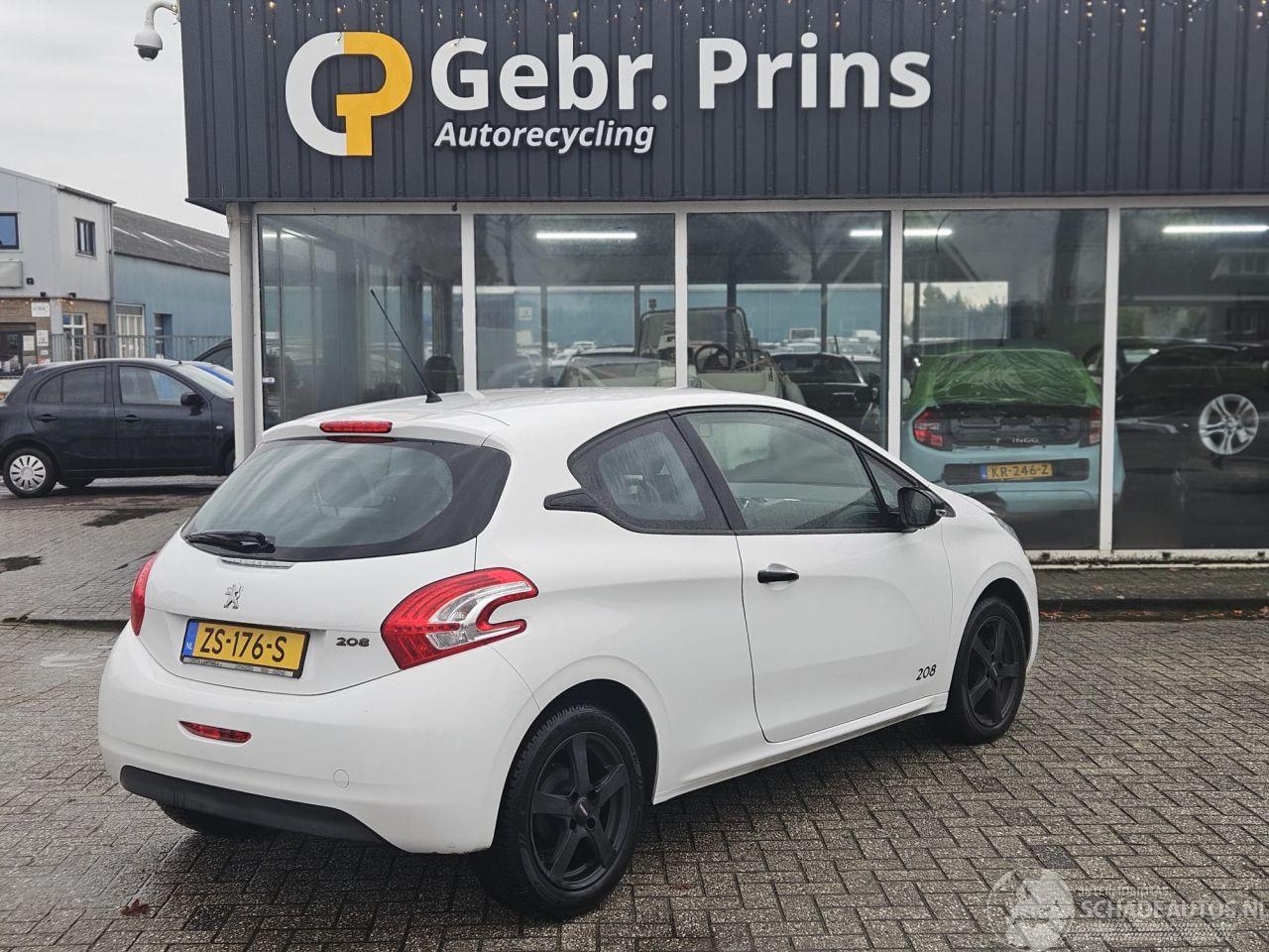 Peugeot 208 1.0 Vti 12V PureTech Hatchback  Benzine 999cc 50kW (68pk) FWD