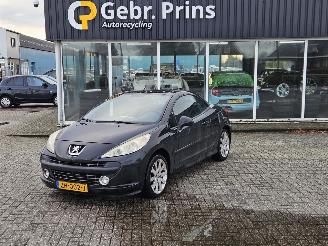 Auto incidentate Peugeot 207 1.6 16V Cabrio  Benzine 1.598cc 88kW (120pk) FWD 2009/10