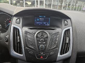 Ford Focus 1.6 SCTi 16V Combi/o  Benzine 1.596cc 110kW (150pk) FWD picture 12