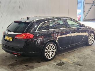 krockskadad bil auto Opel Insignia SPORTS TOURER 2.0 Turbo 16V Ecotec Combi/o  Benzine 1.998cc 162kW (220pk) FWD 2009/5